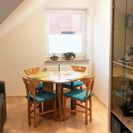 Ferienwohnung * Sandesneben