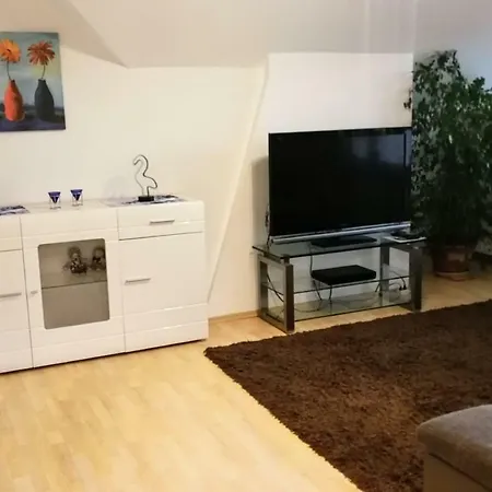 Ferienwohnung * Sandesneben